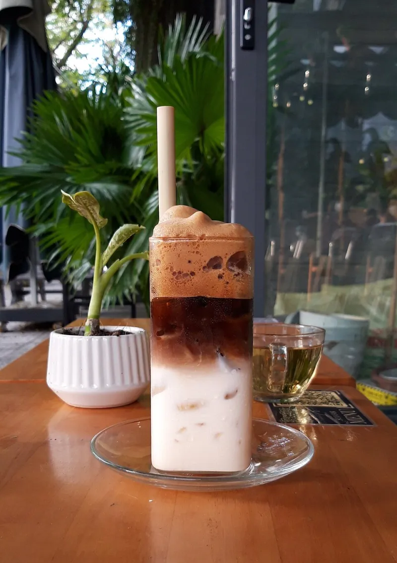 How a Ruined Shipment at a St. Louis Heat Wave Gave America Its Official Summer Drink